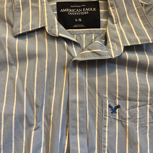 American Eagle Men’s button down - Picture 2 of 2